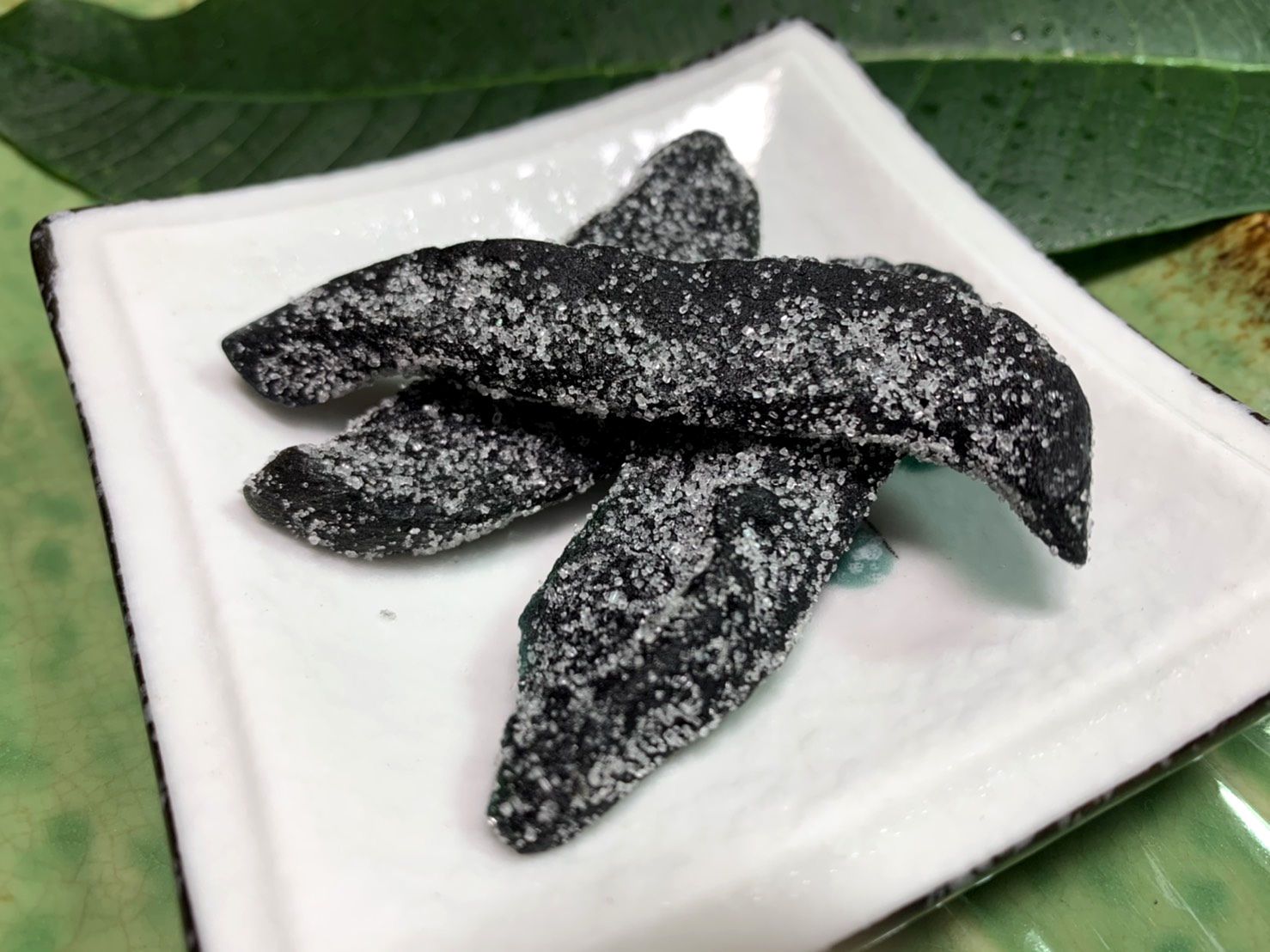 休閒果乾類 ~ 糖酥黑芒果 / F20