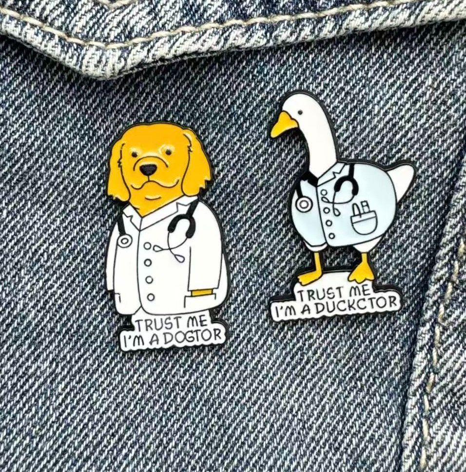 I Dogtor or Ducktor? I 醫療人員精神徽章